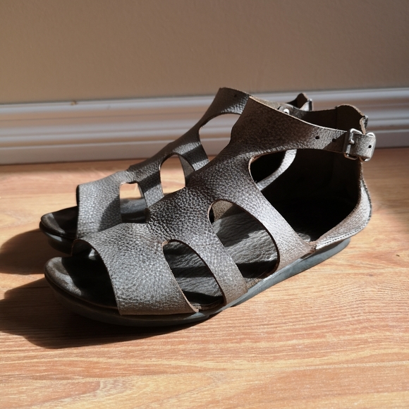 Trippen Penna Arch Sandals - Picture 6 of 8